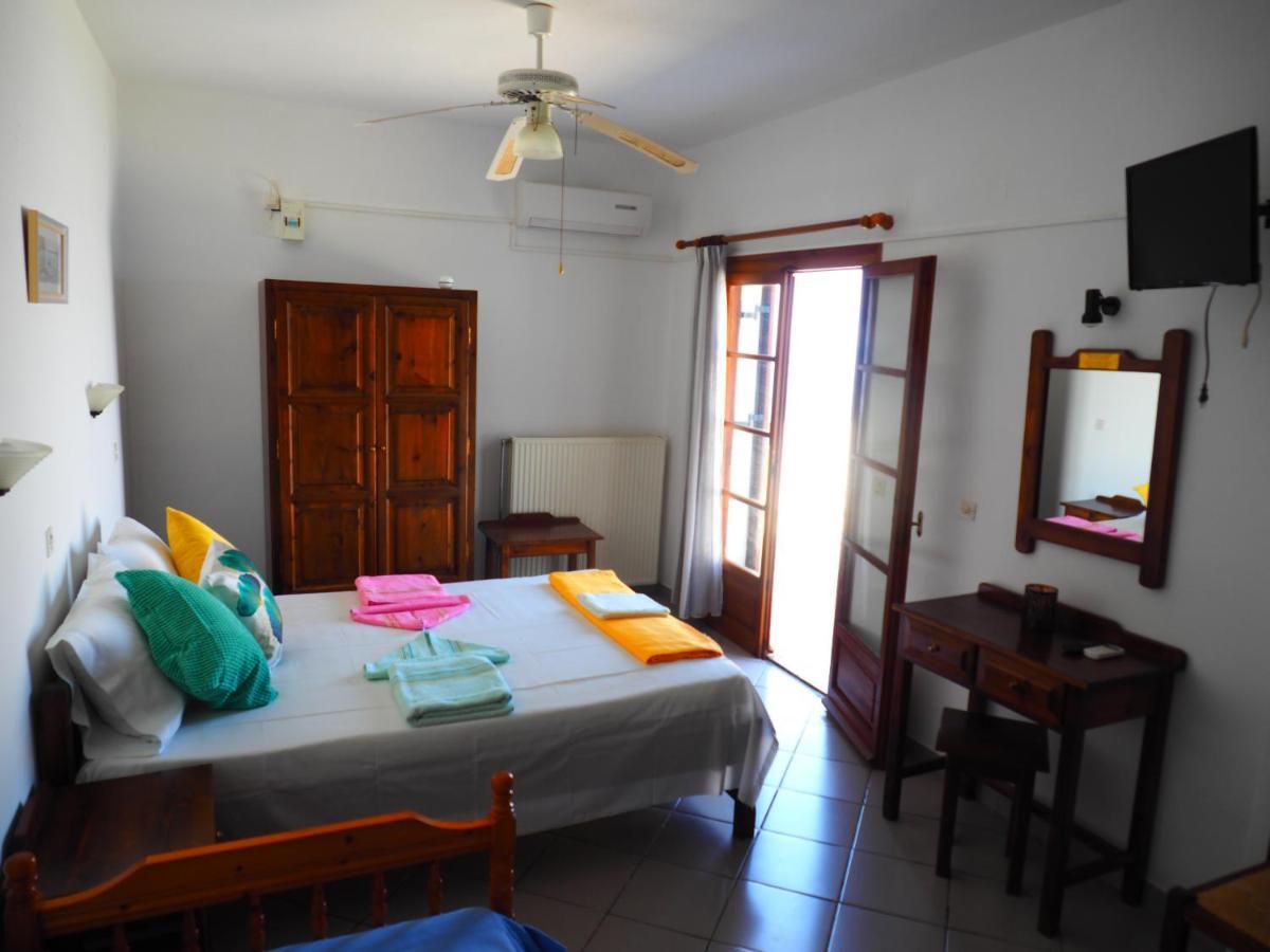 Felitsia Apartments & Studios Agios Ioannis  エクステリア 写真