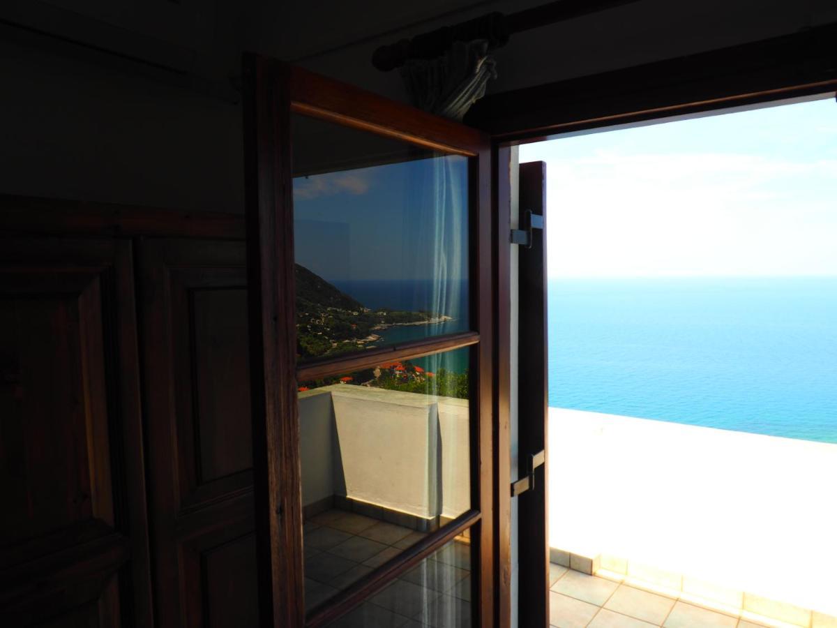Felitsia Apartments & Studios Agios Ioannis  エクステリア 写真